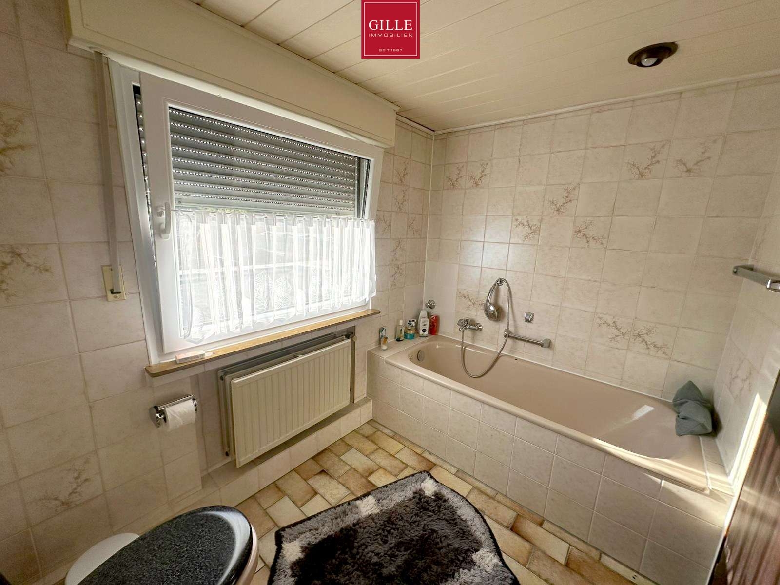 Ansicht 10 von: Familienglück in Reuschenberg–tolles Reihenendhaus WEG geteilt mit Traumgarten, Garage&Stellplatz